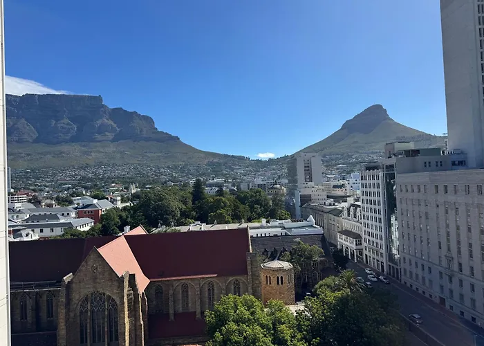 Luxury Residence At Taj Cape Town - Top Corner Apartment With Balcony - Newly Renovated