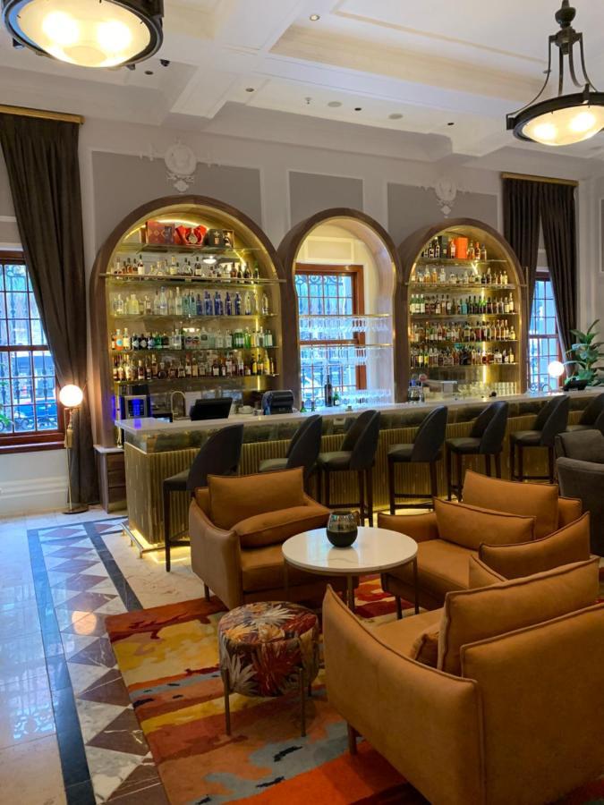Luxury At Taj - Corner With Balcony - Newly Renovated *