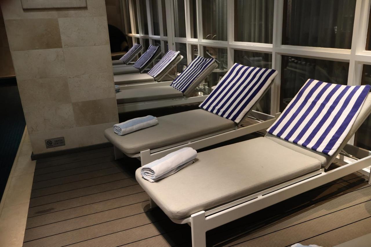 Luxury At Taj - Corner With Balcony - Newly Renovated *