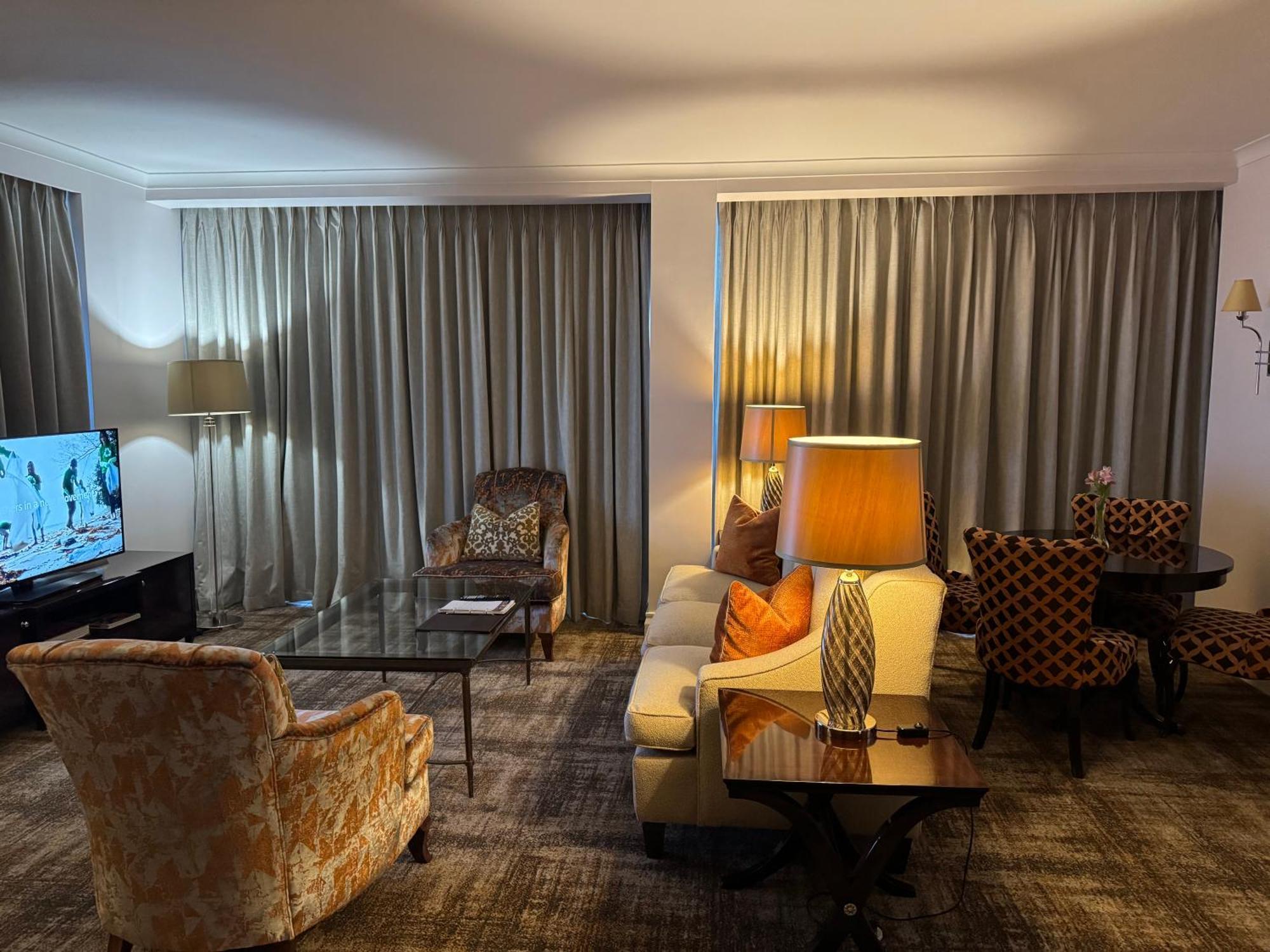 Appartement Luxury At Taj - Corner With Balcony - Newly Renovated *