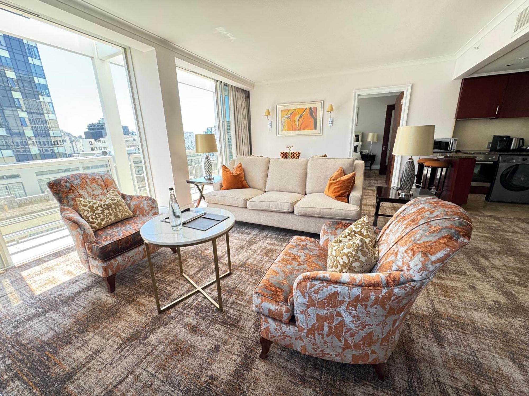Luxury At Taj - Corner With Balcony - Newly Renovated Appartement *