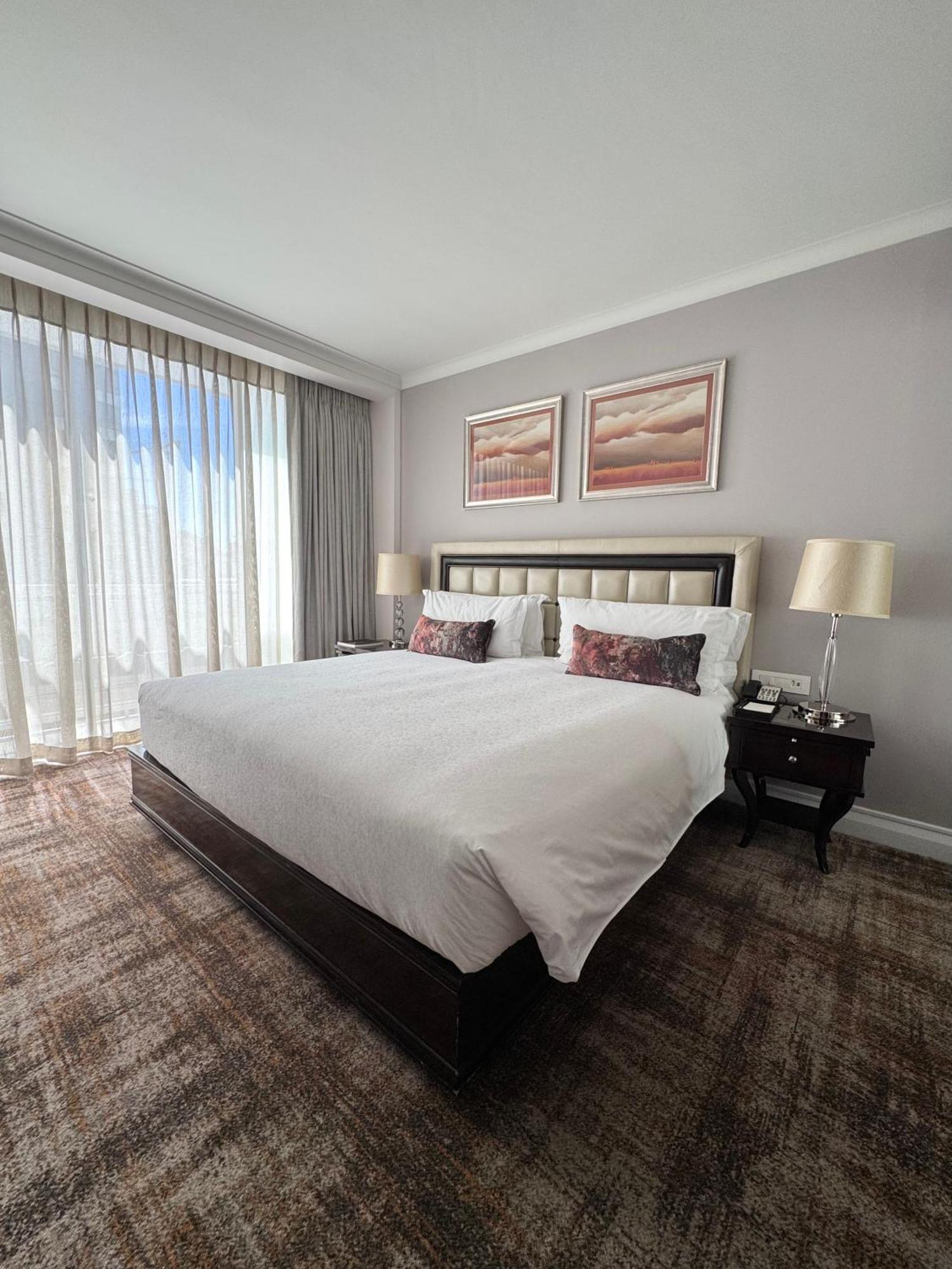 Appartement Luxury At Taj - Corner With Balcony - Newly Renovated *