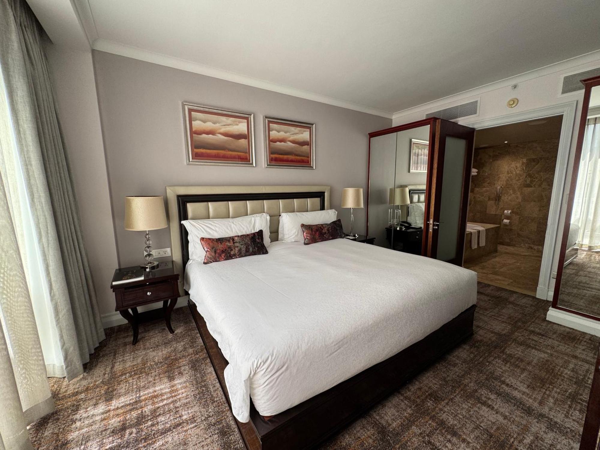 Appartement Luxury At Taj - Corner With Balcony - Newly Renovated Kaapstad